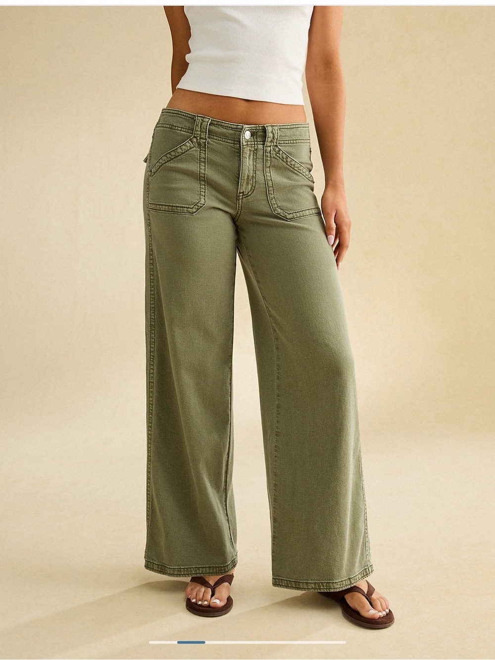 American Eagle Outfitters Olive Green Slim Wide-Leg Pants size 4 - Picture 2 of 9